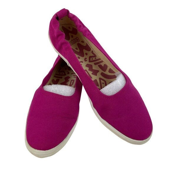 Coppertone Shoes - Coppertone Pink Canvas Slip-On Flats Plastic Back & Rubber Sole Women Size 8